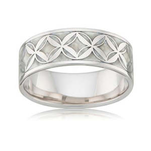 Stg Silver Frangipani White Spectrum Band Ring