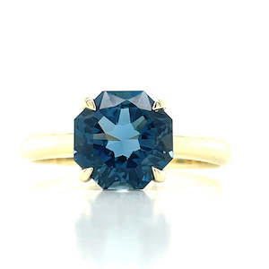 9k Yellow Gold Octagonal London Blue Topaz Ring