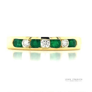 18k Yellow Gold 4=0.32ct Emeralds & Diamonds Channel Band Ring