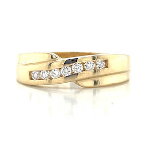 9k Yellow Gold Diamonds Channel Crossover Ring