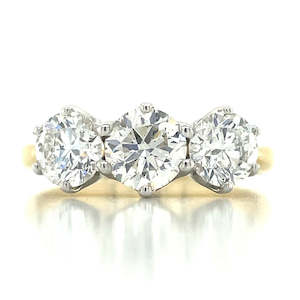 18k B/Tn 2.06ct 3st Diamond Ring