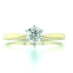 9k B/Tn 0.40ct Solitaire Diamond Ring