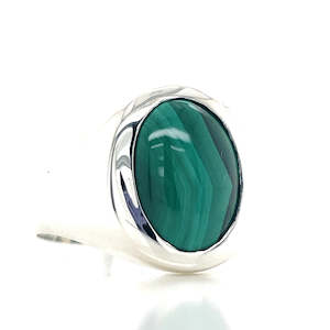 Watch: Stg Silver 6.18ct Oval Malachite Ring