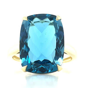 9k Yellow Gold 9.39ct London Blue Topaz Ring