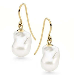 9K Yellow Gold Baroque FW Pearl 13mm Earrings