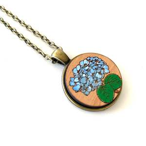 Hydrangea Blue - Rimu Necklace -30mm