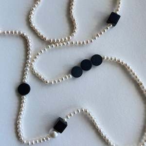 Jewellery: Freshwater Pearl and Onyx Graphic Necklace