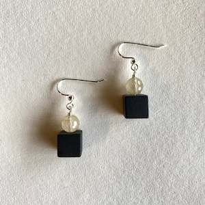 Onyx Cube Earrings - Rutilated Quartz