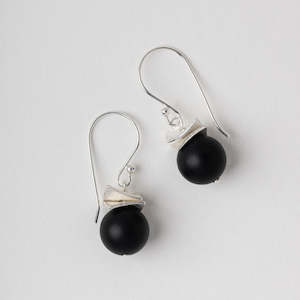 Onyx Silver Flat Square Wave Earrings