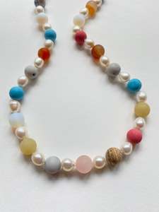 Jewellery: Pastel and Pearl Delight Necklace