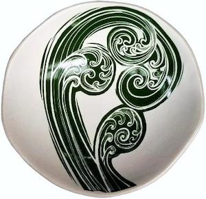 ponga 2 green & white