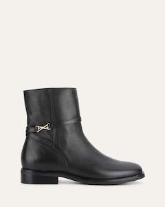 Gilbert Flat Ankle Boots Black Leather