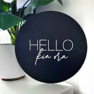 Gift: HELLO kia ora - Black