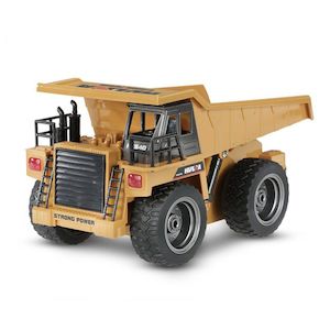 Cars Trucks Boats: #1540 2.4G 6Ch RC Dump Truck w/die-cast cab, 1/18 scale by HUINA