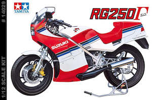 Building Assembly Projects For Young Old: TAMIYA 1/12 SUZUKI RG250 AND FULL OPTIO