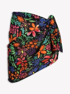 Clothing wholesaling: Beach Wrap (Black Bouquet Cotton) Vivid