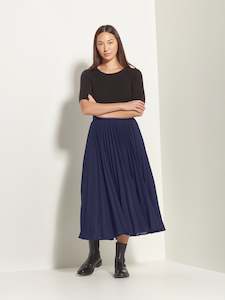 Posey Pleat Skirt (Matte Pleat) Navy