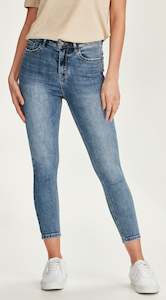 GEMMA | Short Stuff Jean Blue