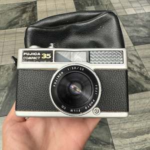 Fujica Compact 35