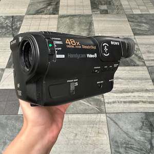 Sony Video 8 CCD-TR550E Handycam