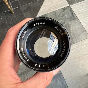 Pentax M42 Screw Mount: Auto Tamron 135mm f/2.8 lens