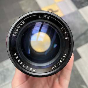 Tasman Auto 135mm f/2.8 lens