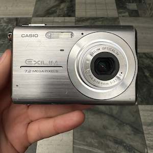 Digital: Casio Exilim Zoom EX-Z75