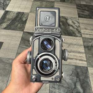 Yashica-44