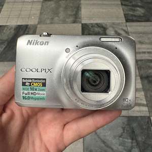 Nikon Coolpix S6300