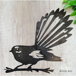 Wholesale trade: Large Rusty Metal Bird FANTAIL or Pīwakawaka  300 x 280mm