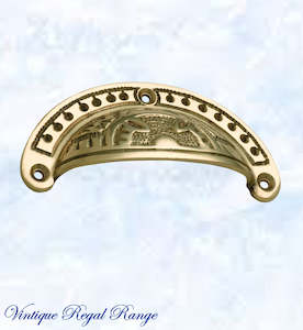 Regal Polished Brass Victoria's Ornate teardrop Cup Drawer pull 100mm Long