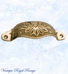 Regal Polished Brass Victoria's Ornate Cup Drawer pull 110mm Long