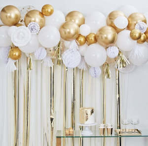 Balloon Garland with White, Gold Chrome and Gold Confetti Filled Balloons