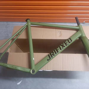 Bicycle Frames: Player frame . Army green