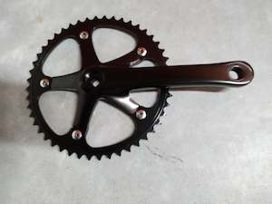 Parts Accessories: Crank set . Black alloy .