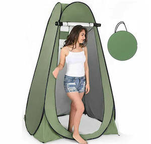 Instant pop up shower tent