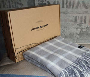 Palliser Ridge lambswool blanket - Herringbone Natural Napa Check