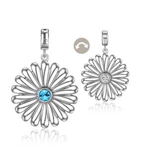 Jewellery: Hope Daisy Pendant $10 donated to CCF!*