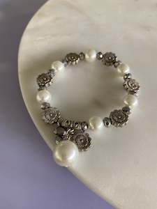 Jewellery: SAMPLE Nora Bracelet