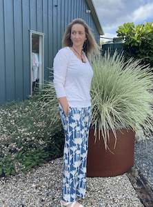 Nikau Palm Smocked Pants