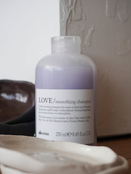 Essentials LOVE (Smooth) Shampoo 250ml