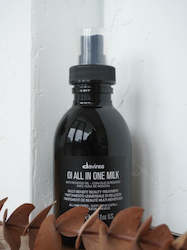 Hairdressing: Oi All in One Milk 135ml