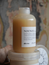 Essentials NOUNOU Shampoo 250ml