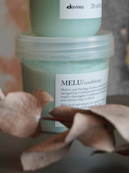 Hairdressing: Essentials MELU Conditioner 250ml