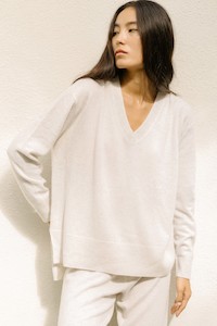 Clothing: N.21C Oversized high-low v-neck (Terry)