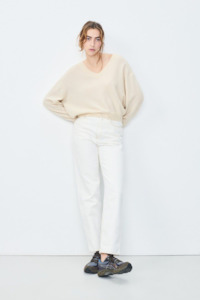 Clothing: Raxow Jumper (Natural)