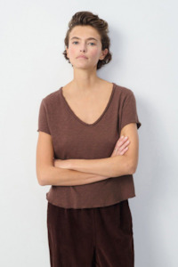 Clothing: SONOMA V-NECK SHORT SLEEVE (Vintage Chocolate)