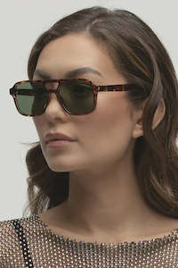 Otra Kiki Sunglasses Tort/Green