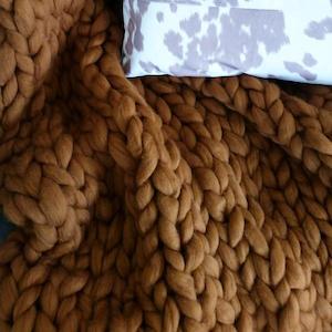 Handknitting - other than cardigan, pullover or similar: Super Chunky Wool - Toffee