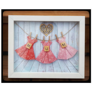 BUNTING MUM Framed